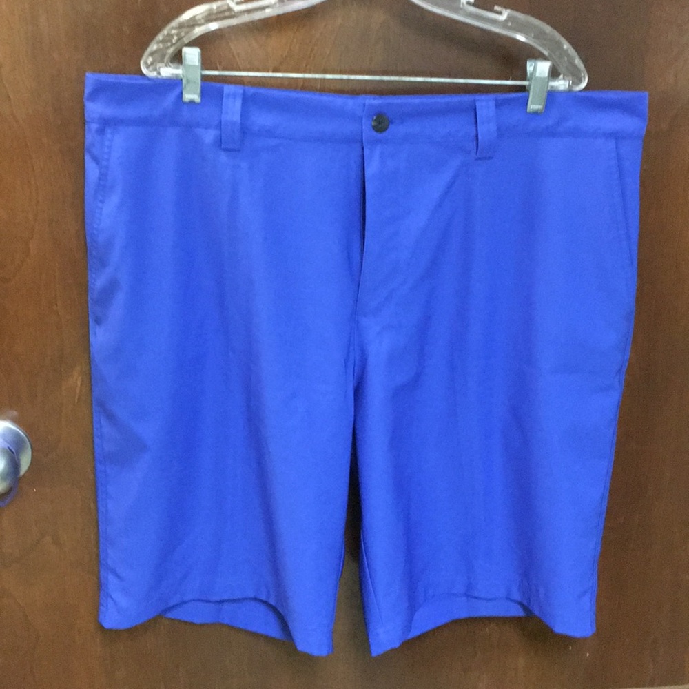 Adidas climalite golf shorts, size 40, EUC